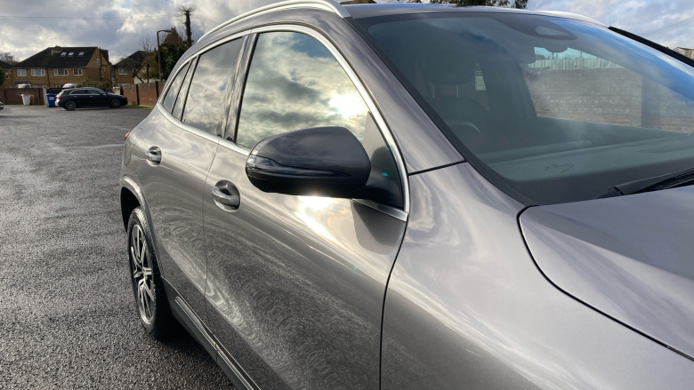 Mercedes-Benz Eqa 350 4M 215kW AMG Line Executive 66.5kWh 5dr At Electric Hatchback